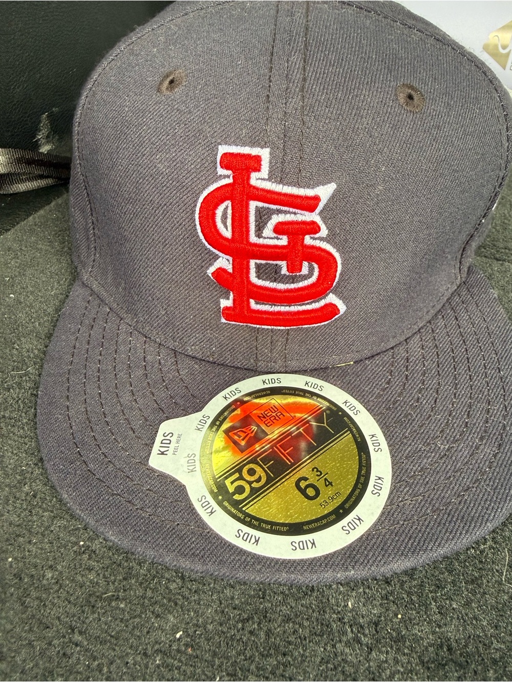 St. Louis Cardinals Kids New Era 59FIFTY Fitted Hat - Charcoal with Red Logo